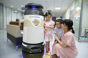 현대로보틱스, 서울아산병원서 대면방역로봇 운영