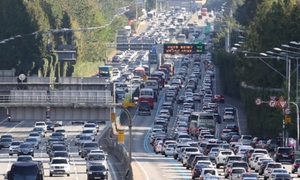 '추석 특별교통대책' 8~12일부터 시행···고속도로 통행료 면제
