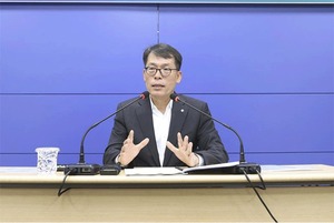 김성태 기업은행장 "도전·혁신의 IBK정신으로 가치금융 실현"
