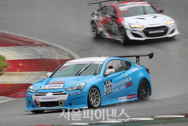 엔페라 GT-300 4라운드 결승전에서   (사진=권진욱 기자)