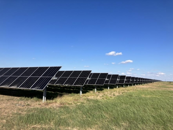한국중부발전이 최근 미국 텍사스주 콘초밸리에 구축한 태양광발전소 모습 (사진=한국중부발전)