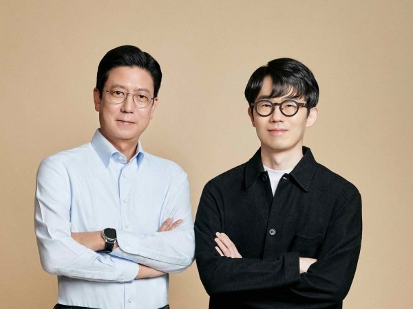 넥슨코리아 김정욱(왼쪽), 강대현 공동대표. (사진=넥슨)