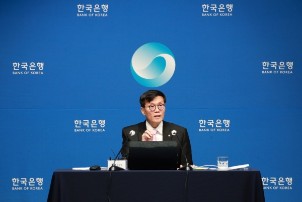 이창용 한국은행 총재가 12일 오전 서울 중구 한국은행에서 열린 통화정책방향 기자간담회에서 발언하고 있다. (사진=한국은행)