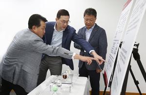 구광모 LG 회장, 계열사 사업보고회 시작···성과 점검·내년 계획 논의