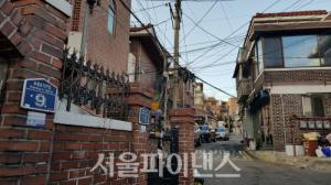 [단독] '재개발 大魚' 한남3구역 입찰제안서 비교···숫자 싸움 '치열'