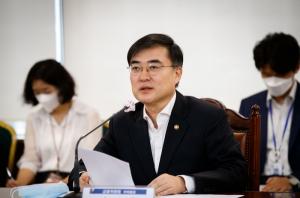 손병두 "K자형 회복 우려···소상공인·중기 지원 적극 집행"