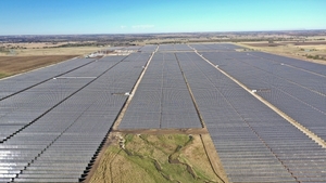 한화큐셀, 美 텍사스 81MW 태양광 발전소 매각
