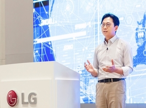 LG, 인공신경망 갖춘 '초거대 AI' 만든다···"신소재·백신 개발"