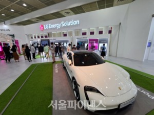 중국계 고성장 속 K-배터리 '분전'···2위 LG엔솔·5위 SK이노