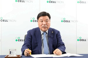 서정진 셀트리온 회장 "상장 3사 합병·의료장비 기업 인수 속도"