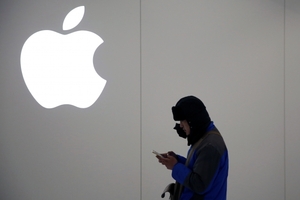 애플, MS·구글에 대항할 자체 생성형AI '애플 GPT' 내년 공개
