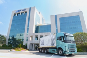 삼성SDI, 기흥 본사에 볼보 전기트럭 전시···"타보고 개발하자"