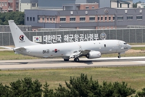 최강의 해상초계기 '포세이돈 P-8A' 6대 첫 언론공개