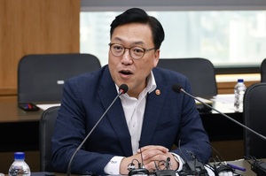 금융위원장, 금융권과 릴레이 상견례···'가계부채·서민지원' 초점