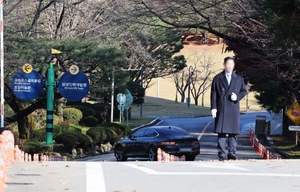 이병철 삼성 창업회장 37주기···이재용 등 범삼성家 용인서 추도식